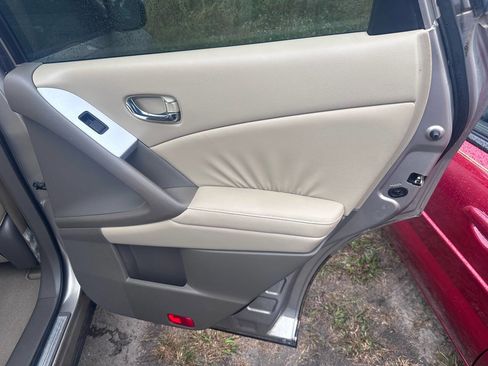 Used 2009 Nissan Murano SL w/ Technology Pkg image 16