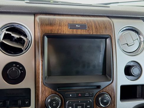 Used 2013 Ford F150 Lariat w/ Luxury Equipment Group AWD/4WD image 15