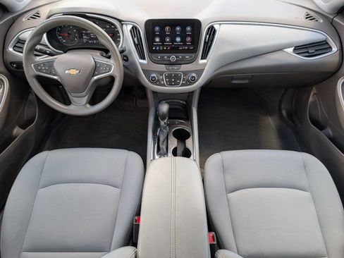 Used 2024 Chevrolet Malibu LT FWD image 5