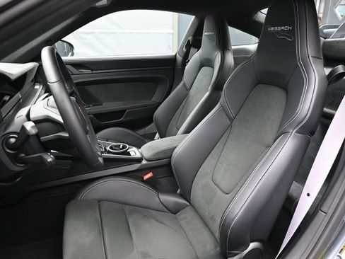 Certified 2026 Porsche 911 GT3 w/ Weissach Package RWD image 5