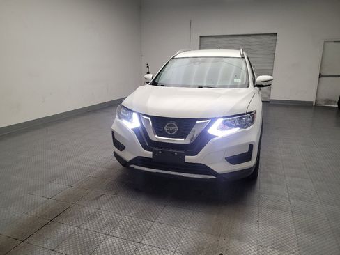 Used 2020 Nissan Rogue SV AWD/4WD image 15