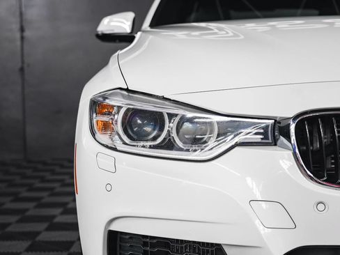 Used 2014 BMW 335i xDrive Sedan AWD/4WD image 11