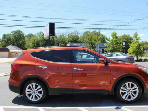 Used 2015 Hyundai Santa Fe Sport 2.0T w/ Option Group 05 FWD image 4