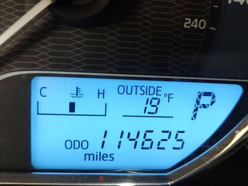 Used 2016 Toyota Corolla LE image 5