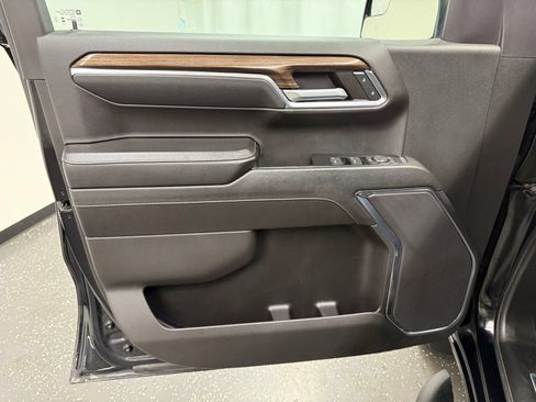 Used 2024 Chevrolet Silverado 1500 RST AWD/4WD image 9