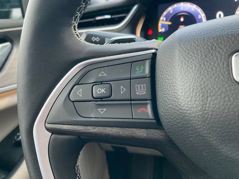 Used 2025 Jeep Grand Cherokee Limited w/ Luxury Tech Group II RWD image 17
