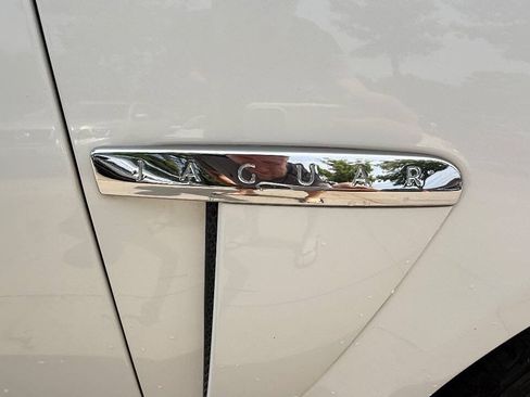 Used 2013 Jaguar XF RWD image 36