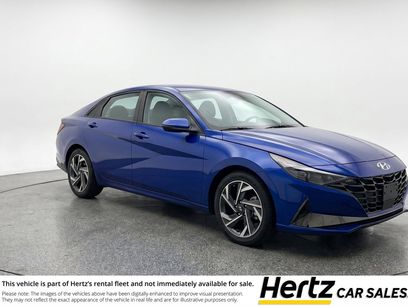 Used 2025 Hyundai Elantra SEL