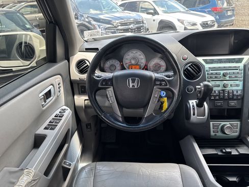Used 2011 Honda Pilot Touring image 11