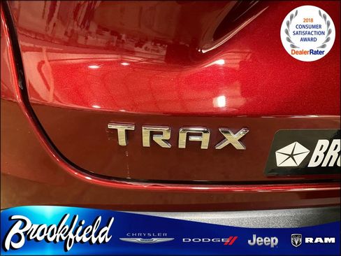 Used 2024 Chevrolet Trax LT FWD image 11