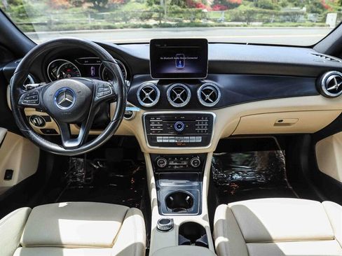 Used 2018 Mercedes-Benz CLA 250 image 14