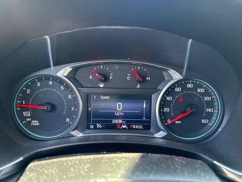Used 2020 Chevrolet Equinox LT FWD image 10