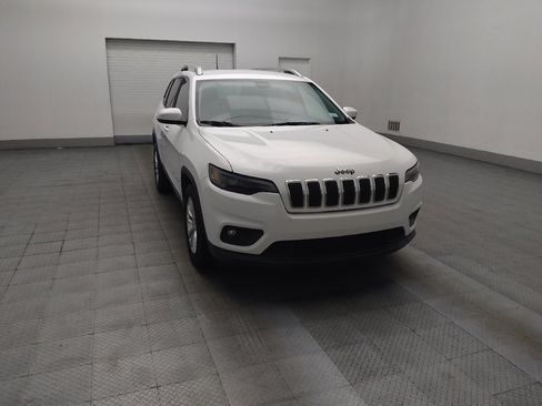 Used 2019 Jeep Cherokee Latitude w/ Cold Weather Group image 13