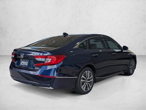 Used 2019 Honda Accord Touring image 5
