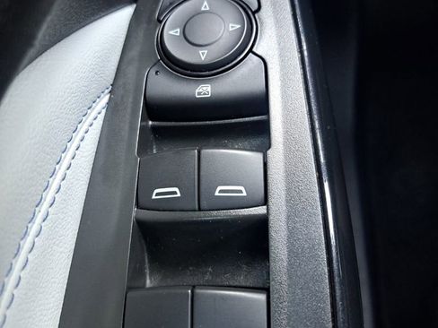 Used 2025 Chevrolet Trax LT image 15