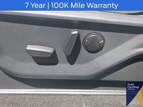 Used 2025 Ford Expedition Max Platinum w/ Driver's Package AWD/4WD image 36