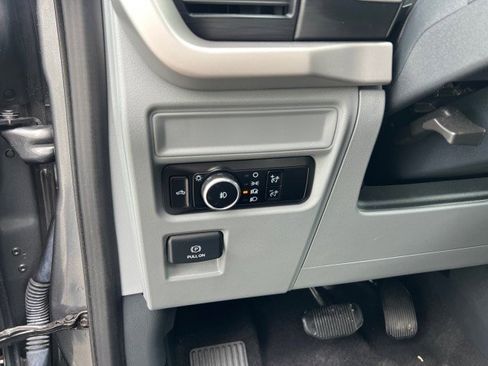 Used 2023 Ford F150 XL w/ XL Chrome Appearance Package AWD/4WD image 12