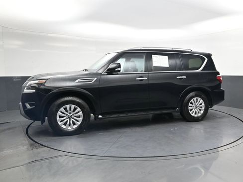 Used 2024 Nissan Armada SV AWD/4WD image 8