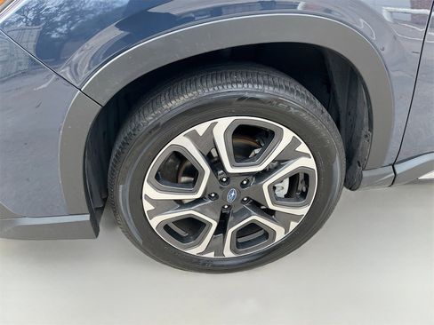 Used 2024 Subaru Ascent Touring image 34