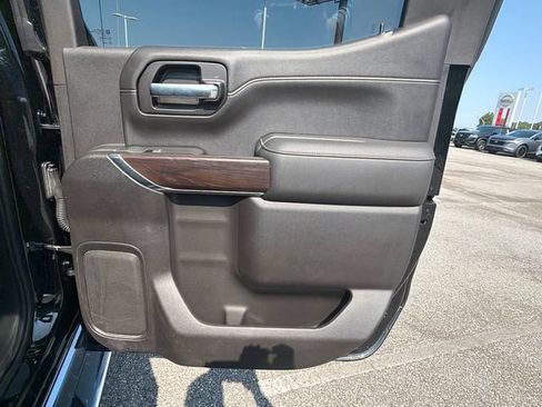 Used 2021 GMC Sierra 1500 SLT RWD image 16