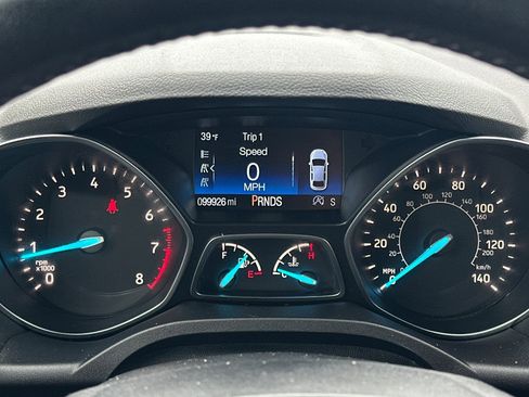 Used 2018 Ford Escape SE w/ SE Sport Appearance Package image 23