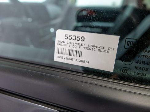 New 2026 Chevrolet Traverse Z71 w/ Driver Confidence Package image 28