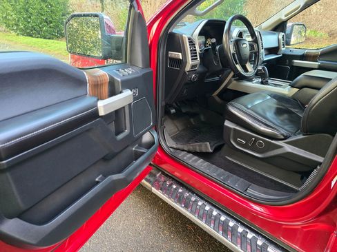 Used 2016 Ford F150 Lariat w/ Equipment Group 502A Luxury image 18