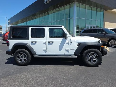 Used 2019 Jeep Wrangler Unlimited Sport S AWD/4WD image 19