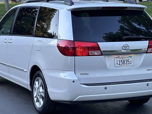 Used 2004 Toyota Sienna XLE FWD image 7