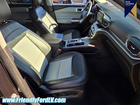 Certified 2022 Ford Explorer XLT w/ Equipment Group 202A image 16
