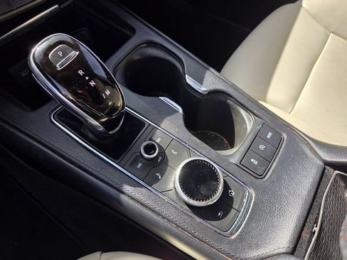 Used 2021 Cadillac XT4 Sport FWD image 29