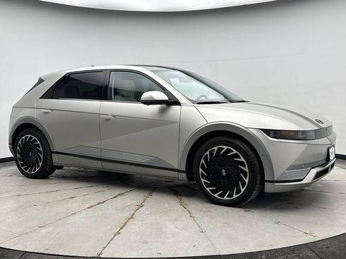 Used 2023 Hyundai Ioniq 5 Limited w/ Cargo Package image 7