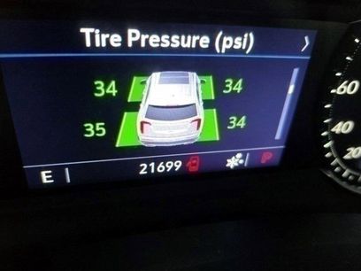 Certified 2024 Cadillac XT6 Luxury w/ LPO, Floor Liner Package