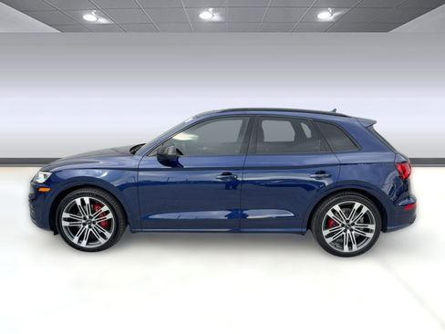 Used 2020 Audi SQ5 Premium Plus w/ Premium Plus Package image 2