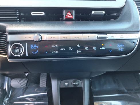 Used 2024 Hyundai Ioniq 5 SE RWD image 27