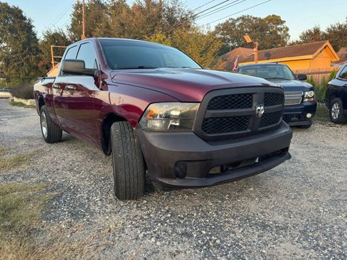 Used 2018 RAM 1500 Express RWD image 4