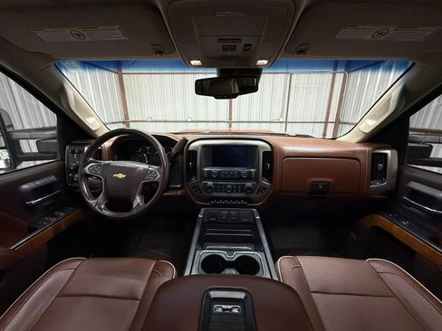 Used 2019 Chevrolet Silverado 3500 High Country w/ Duramax Plus Package image 19