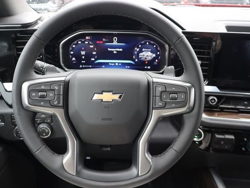 New 2026 Chevrolet Silverado 1500 LT w/ LPO, Dark Essentials Package AWD/4WD image 7
