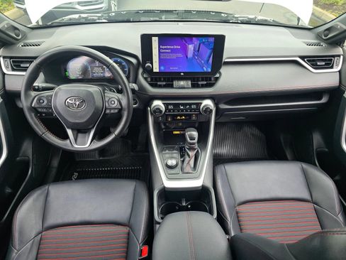 Used 2023 Toyota RAV4 XSE w/ Weather Package AWD/4WD image 16