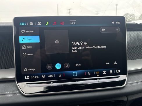 New 2026 Volkswagen Tiguan SE R-Line AWD/4WD image 16