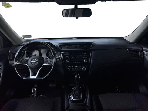 Used 2017 Nissan Rogue SV FWD image 10