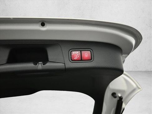 Certified 2026 Mercedes-Benz GLA 250 4MATIC image 25