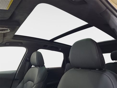 Used 2025 Audi Q7 3.0T Prestige w/ Prestige Package image 31