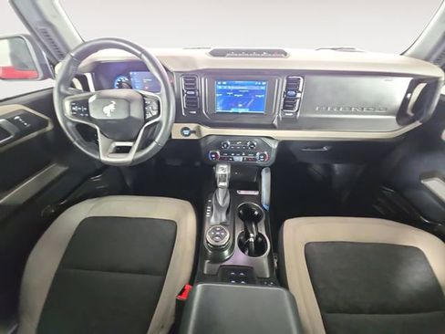 Certified 2023 Ford Bronco Wildtrak AWD/4WD image 10