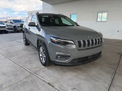 Used 2021 Jeep Cherokee Latitude Lux w/ Comfort/Convenience Group
