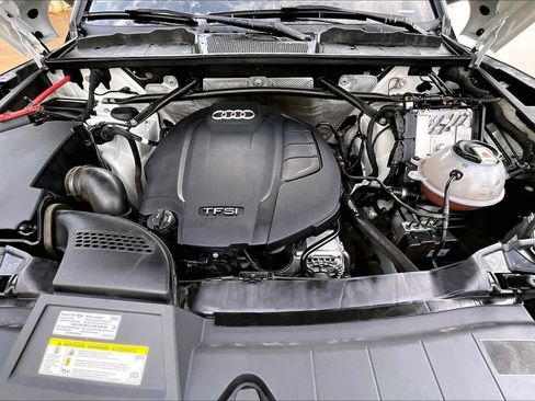 Used 2019 Audi Q5 2.0T Premium Plus w/ Premium Plus Package image 28