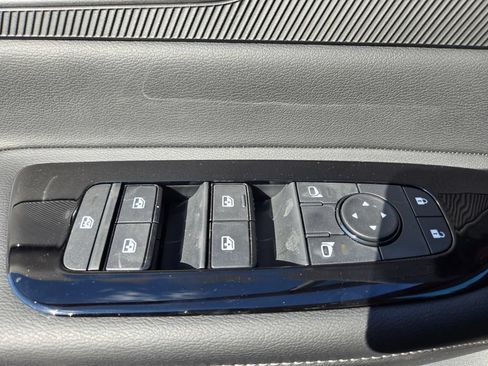 New 2026 Nissan Murano SV AWD/4WD image 14