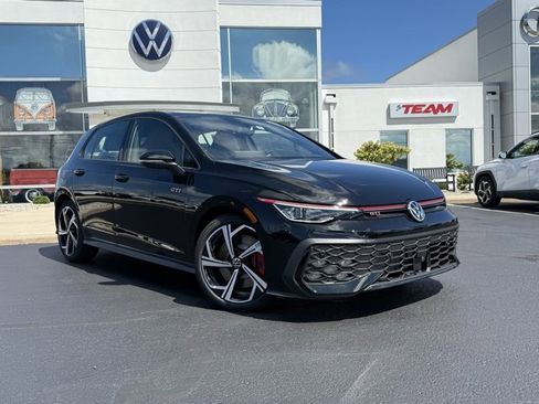 New 2025 Volkswagen GTI SE image 1