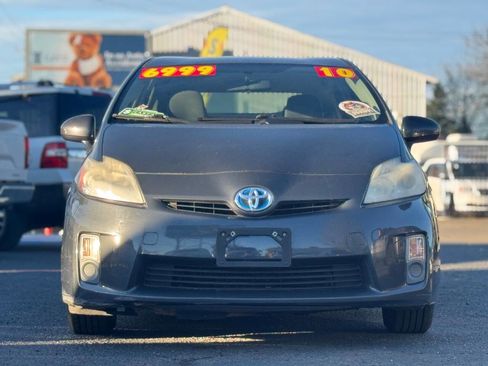 Used 2010 Toyota Prius III 4dr Hatchback image 2