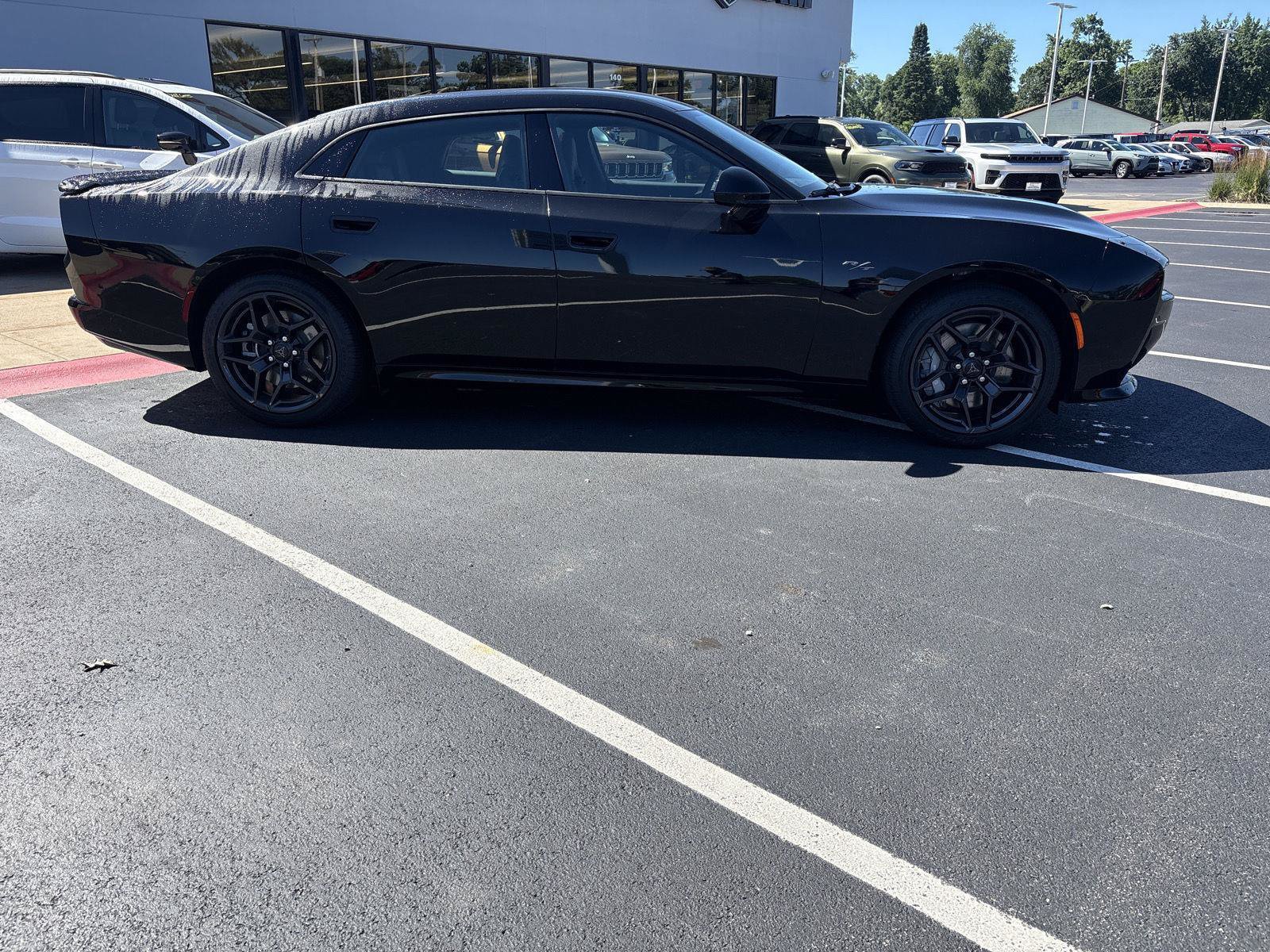 New 2026 Dodge Charger R/T AWD/4WD image 4